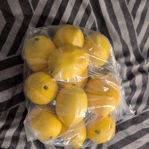 Bag of Artificial Lemons 11 Total